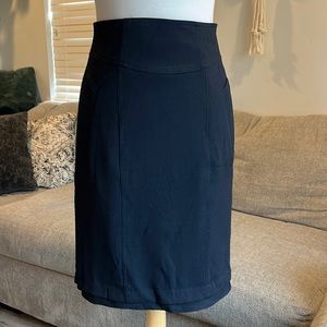 Nanette Lepore navy skirt size 2